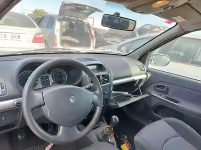 Здавання транспортного засобу renault clio ii fase ii (b/cb0) base authentique 65 cv / 48 kw року 2001 потужний k9k a7