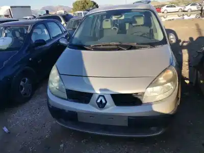 Scrapping Vehicle renault scenic ii megane scenic of the year 2006 powered k9k p7