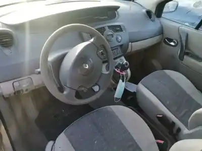 Scrapping Vehicle renault scenic ii megane scenic of the year 2006 powered k9k p7