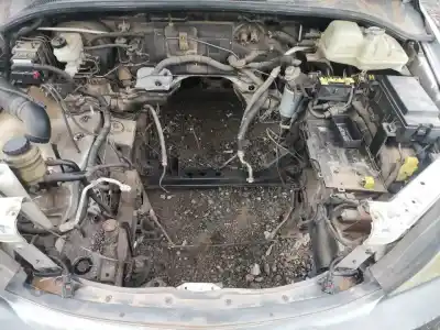 Veículo de Sucata kia sorento 2.4 16v cat do ano 2001 alimentado 