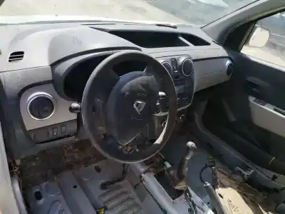 Здавання транспортного засобу dacia dokker express express року 2017 потужний k9k e6