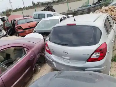 Veicolo di demolizione opel combo familiar dell'anno 2010 alimentato z13dtj