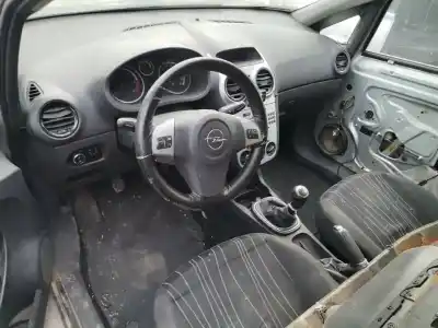 Veicolo di demolizione opel combo familiar dell'anno 2010 alimentato z13dtj