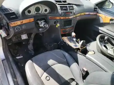 Vehicul casat MERCEDES CLASE E (W211) BERLINA  al anului 2006 alimentat 642920