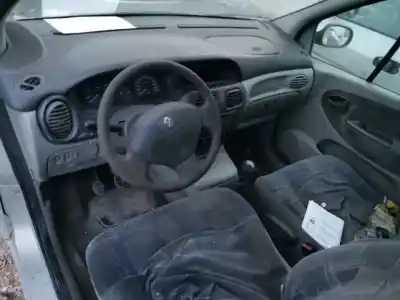 Sloopvoertuig renault scenic (ja..) 1.4 16v rxe van het jaar 2001 aangedreven k4m a7