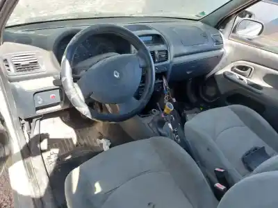 Здавання транспортного засобу renault clio ii fase ii (b/cb0) base authentique 65 cv / 48 kw року 2001 потужний k9k a7