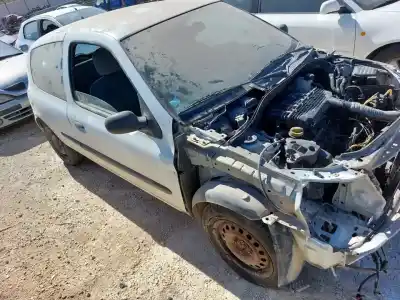 Здавання транспортного засобу renault clio ii fase ii (b/cb0) base authentique 65 cv / 48 kw року 2001 потужний k9k a7