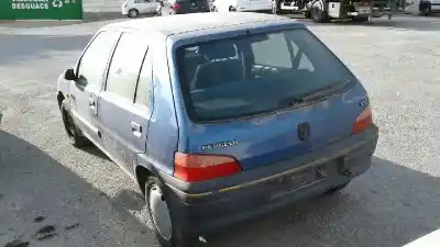 Veicolo di demolizione PEUGEOT 106 (S2)  dell'anno 1997 alimentato HDZ