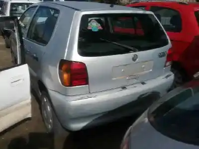 Veicolo di demolizione VOLKSWAGEN POLO BERLINA (6N1)  dell'anno 1999 alimentato AER