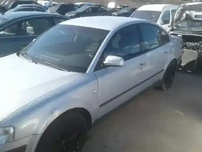 Hurda Aracı VOLKSWAGEN PASSAT BERLINA (3B2)  Yılın 1999 güçlü AJM