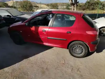 Verschrottungsfahrzeug PEUGEOT 206 BERLINA  des Jahres 2001 angetrieben WJY