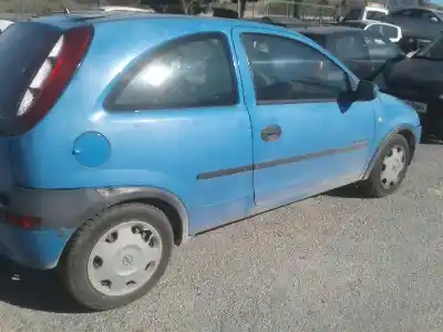 Sloopvoertuig opel corsa c furgoneta/hatchback (x01) 1.7 di 16v (f08, w5l) van het jaar 2001 aangedreven y17dtl