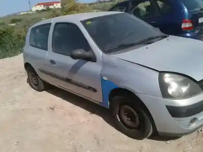 Утилизация автомобиля renault clio ii fase ii (b/cb0) base authentique 75 cv / 55 kw года 2003 питание d4f b7