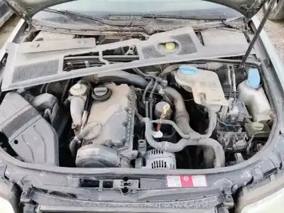 Scrapping Vehicle audi a4 b6 (8e2) 1.9 tdi of the year 2003 powered awx