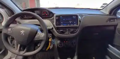 Scrapping Vehicle peugeot 208 i (ca_, cc_) 1.5 bluehdi 100 of the year 0 powered yhy