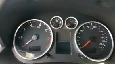 Veículo de Sucata audi a2 (8z0) gasolina 2002 5p do ano 2019 alimentado 