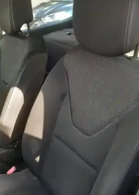 Veículo de Sucata renault clio iv (bh_) 1.5 dci (bhmw) do ano 2012 alimentado 