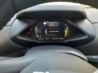 Здавання транспортного засобу ds ds 3 crossback (u_) 1.2 puretech 100 hnk року 0 потужний hnk (eb2adtd)