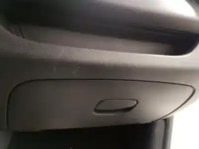 Veículo de Sucata renault clio iv (bh_) gasóleo 2014 5p do ano 2014 alimentado k9k 612