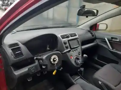 Здавання транспортного засобу honda civic vii hatchback (eu, ep, ev) 1.6 i (ep2 eu8 eu6) року 0 потужний 