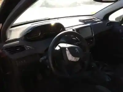 Scrapping Vehicle peugeot 208 i (ca_, cc_) 1.4 hdi of the year 2014 powered 8hr (dv4c)
