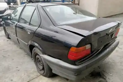 Veicolo di demolizione bmw 3 (e36) 318 tds dell'anno 1995 alimentato m41 d17 (174t1)