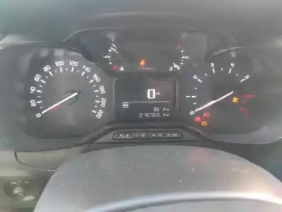 Veículo de Sucata citroen c3 iii (sx) 1.2 puretech 82 do ano 0 alimentado hmz (eb2f)