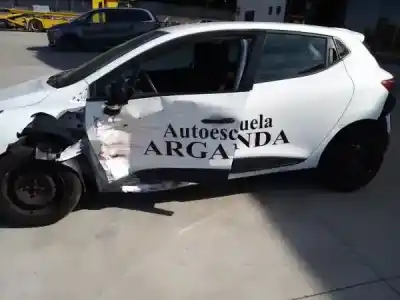 Veículo de Sucata renault clio iv (bh_) 1.5 dci 90 do ano 0 alimentado k9k 612