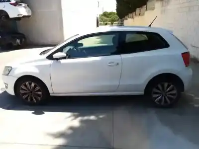 Verschrottungsfahrzeug volkswagen polo v (6r1, 6c1) 1.2 tsi des jahres 0 angetrieben cbzb