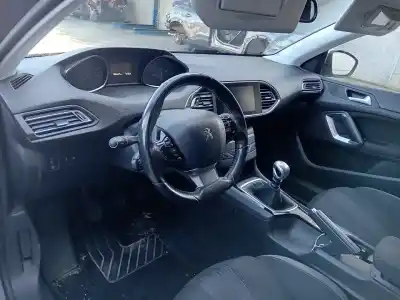 Veicolo di demolizione peugeot 308 sw ii (lc_, lj_, lr_, lx_, l4_) 1.6 hdi / bluehdi 115 (lcbhxm lcbhxt) dell'anno 0 alimentato bhz (dv6fc)