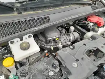 Veicolo di demolizione renault zoe (bfm_) zoe (bfmc) 5aq605 dell'anno 0 alimentato 