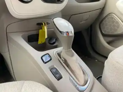 Veicolo di demolizione renault zoe (bfm_) zoe (bfmc) 5aq605 dell'anno 0 alimentato 