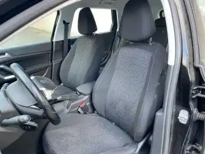 Veicolo di demolizione peugeot 308 sw ii (lc_, lj_, lr_, lx_, l4_) 1.6 hdi / bluehdi 115 (lcbhxm lcbhxt) dell'anno 0 alimentato bhy (dv6fd)