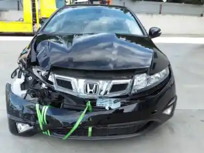 Verschrottungsfahrzeug honda civic viii hatchback (fn, fk) 2.2 ctdi (fk3) des jahres 0 angetrieben n22a2