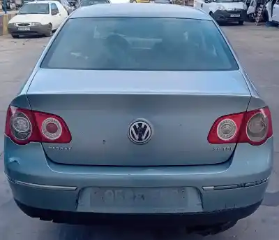 Veicolo di demolizione volkswagen passat b6 (3c2) 2.0 tdi 16v dell'anno 0 alimentato bkp