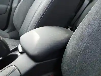 Veicolo di demolizione citroen c4 ii (nc_) 1.6 hdi 110 dell'anno 0 alimentato bhy