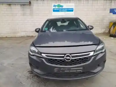 Veicolo di demolizione OPEL                                               ASTRA K (B16)                                                                                                                                                                                                                                              1.6 CDTi (68)                                                                                                                                                                                                                                              dell'anno 0 alimentato D 16 DTH