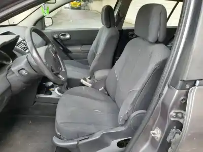 Здавання транспортного засобу renault megane ii caixa/combi (km_) 1.5 dci (km0f) року 0 потужний k9k 728