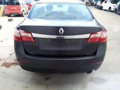 Здавання транспортного засобу renault latitude (l70_) gasóleo 2010 5p року 2010 потужний 