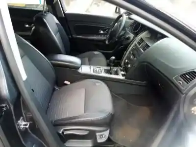Здавання транспортного засобу renault latitude (l70_) gasóleo 2010 5p року 2010 потужний 