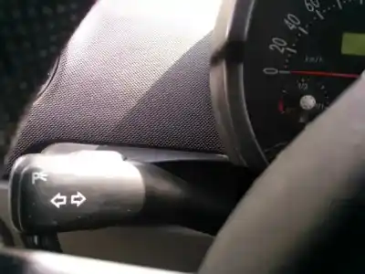 Veículo de Sucata volkswagen new beetle (9c1, 1c1) gasolina 2001 3p do ano 2019 alimentado 