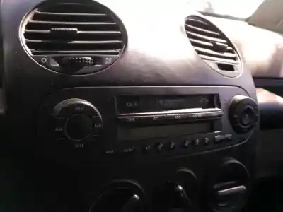 Veículo de Sucata volkswagen new beetle (9c1, 1c1) gasolina 2001 3p do ano 2019 alimentado 