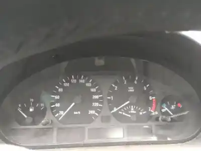 Sloopvoertuig bmw 3 compact (e46) gasolina 2003 3p van het jaar 2019 aangedreven 