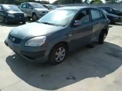 Veículo de Sucata kia rio ii (jb) gasóleo 2006 5p do ano 2018 alimentado d4fa