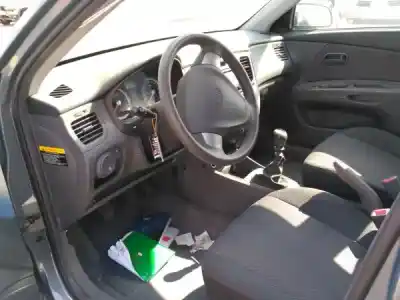 Veículo de Sucata kia rio ii (jb) gasóleo 2006 5p do ano 2018 alimentado d4fa