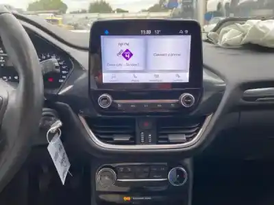 Veículo de Sucata ford puma (j2k, cf7) 1.0 ecoboost mhev do ano 2022 alimentado 
