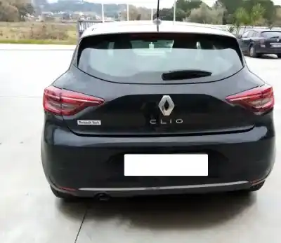 Vehicul casat renault clio v (bf_) 1.5 blue dci 115 (b7ad) al anului 2020 alimentat 