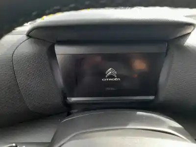 Veículo de Sucata citroen c4 iii gasóleo 2022 5p do ano 2022 alimentado 