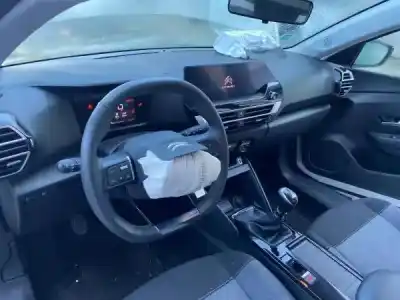 Veículo de Sucata citroen c4 iii gasóleo 2022 5p do ano 2022 alimentado 