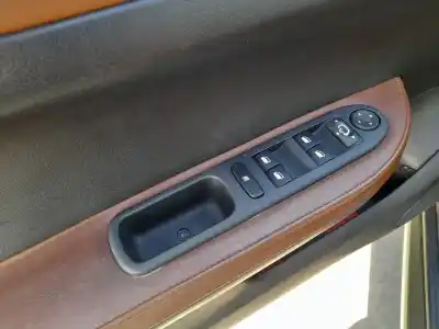 Veículo de Sucata peugeot 307 cc (3b) gasolina 2005 3p do ano 2005 alimentado rfj (ew10a)